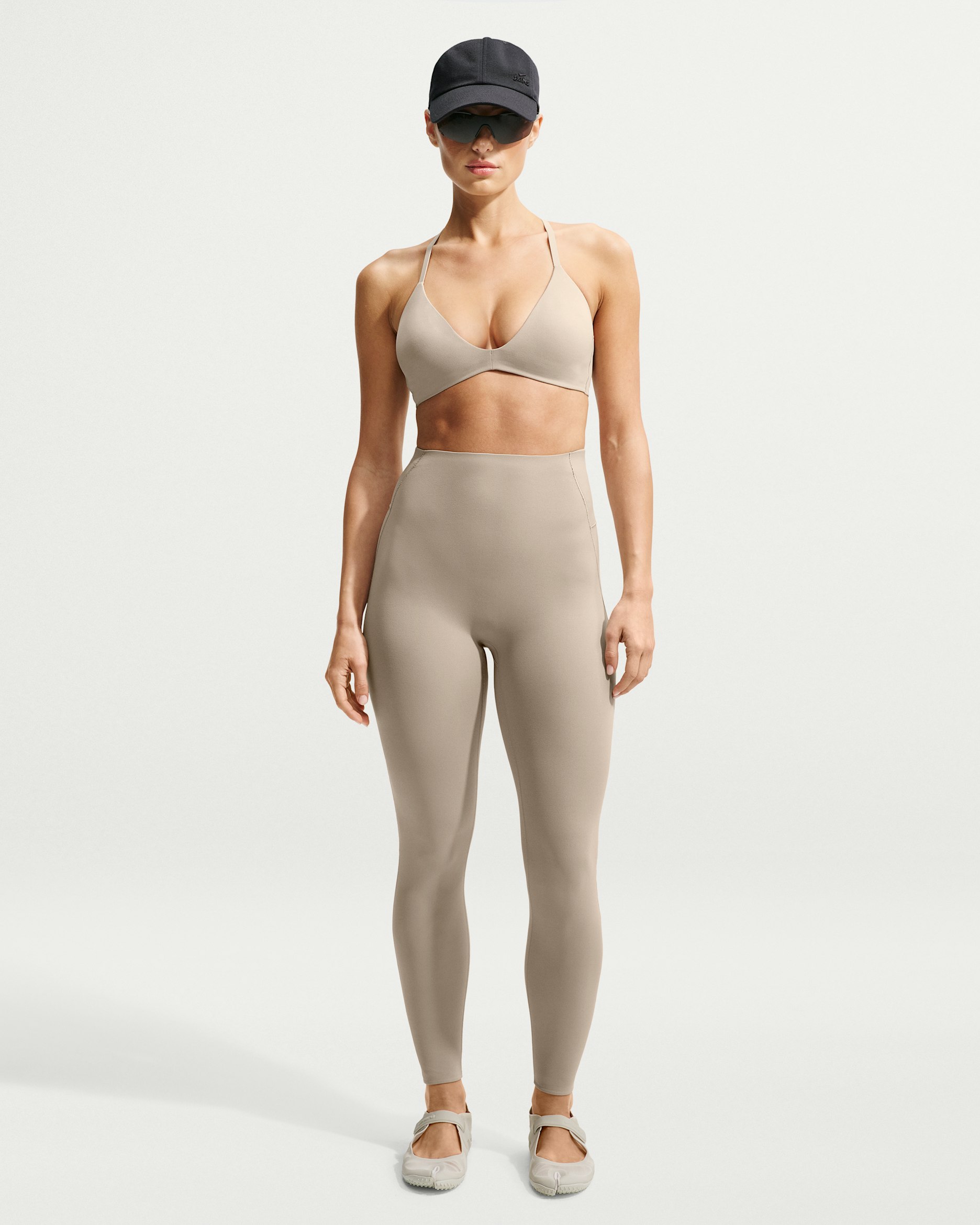 NikeSKIMS Studio Stretch Women's 26
